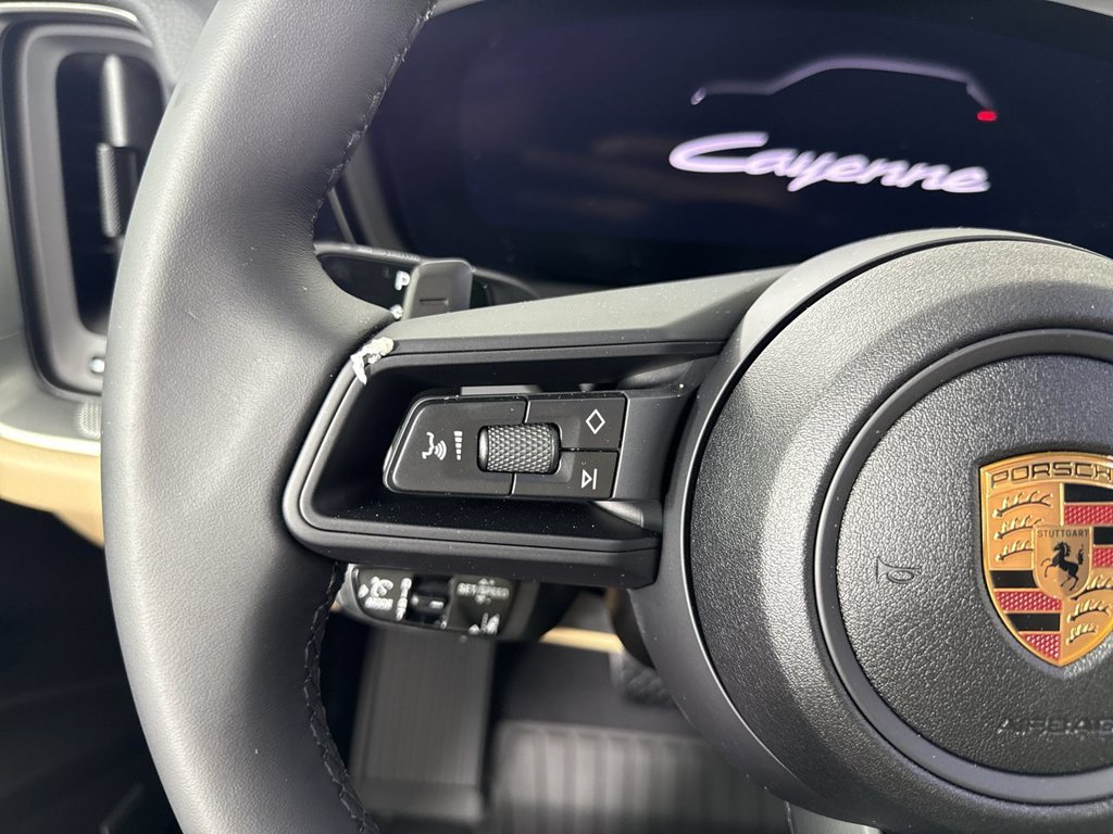 New 2026 Porsche Cayenne AWD/4WD image 36