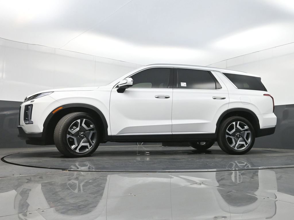 Used 2025 Hyundai Palisade SEL FWD image 31