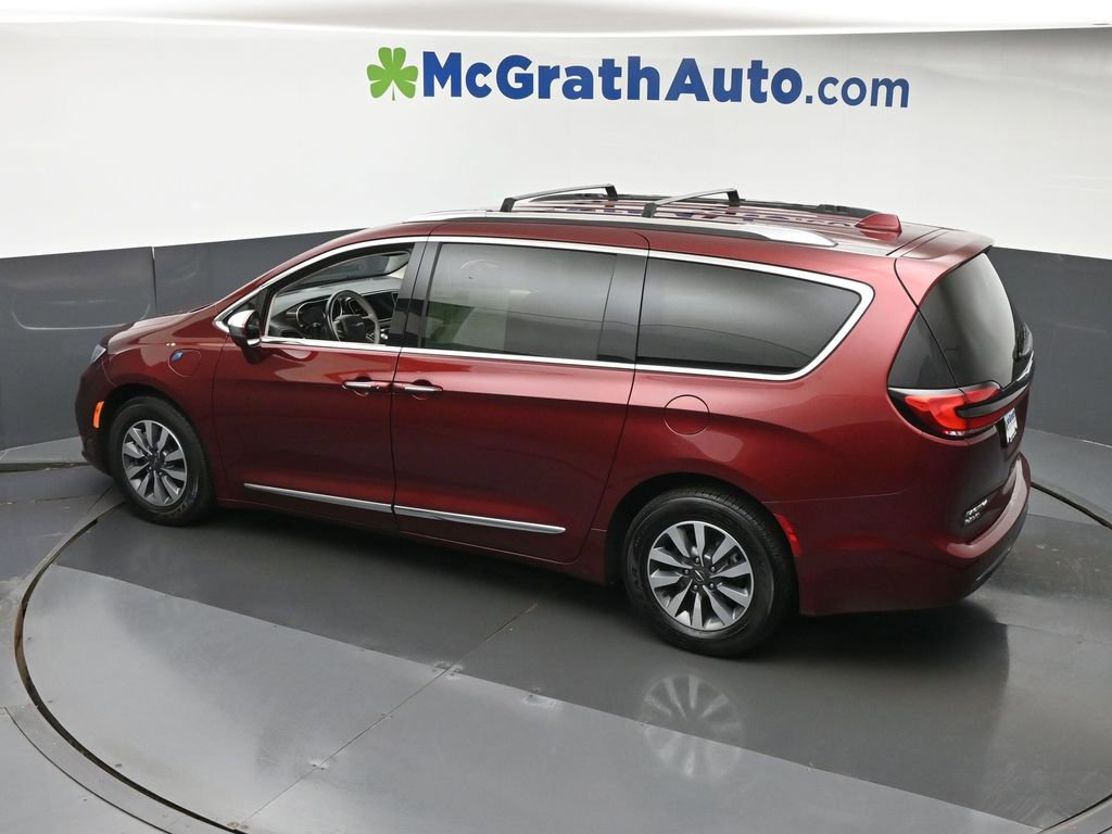 Used 2021 Chrysler Pacifica Limited w/ Premium & Safety Sphere Group image 22