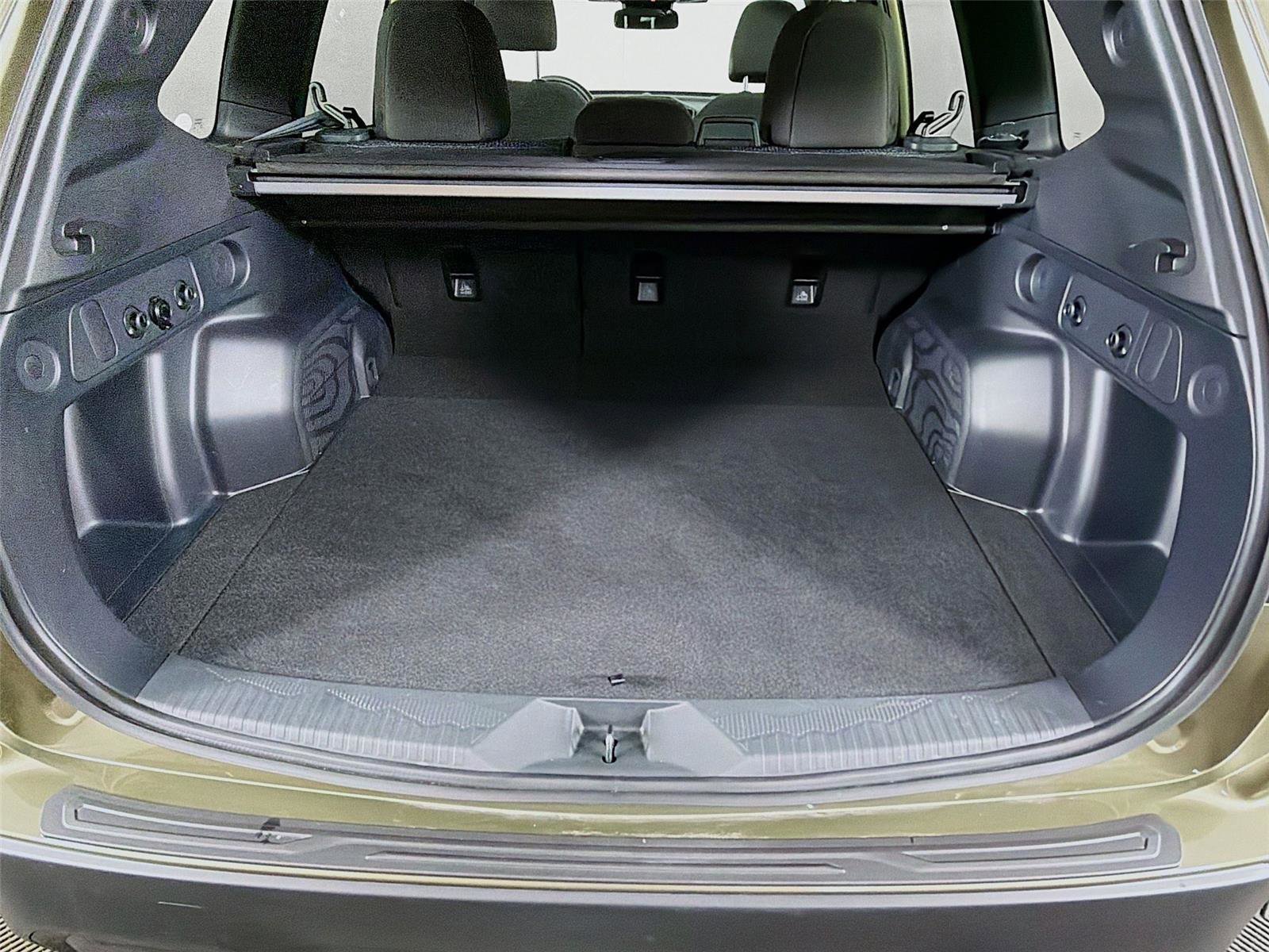 Certified 2026 Subaru Forester Premium image 26