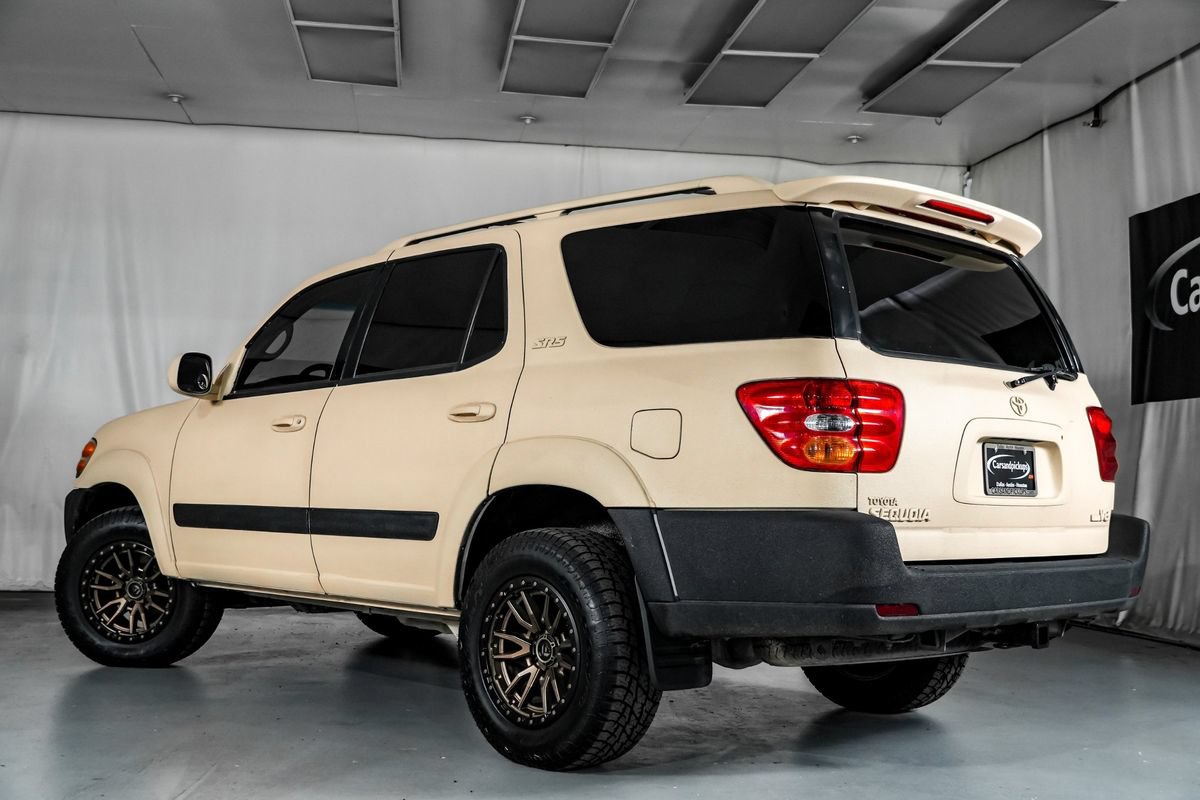 Used 2004 Toyota Sequoia SR5 w/ Convenience Pkg RWD image 10