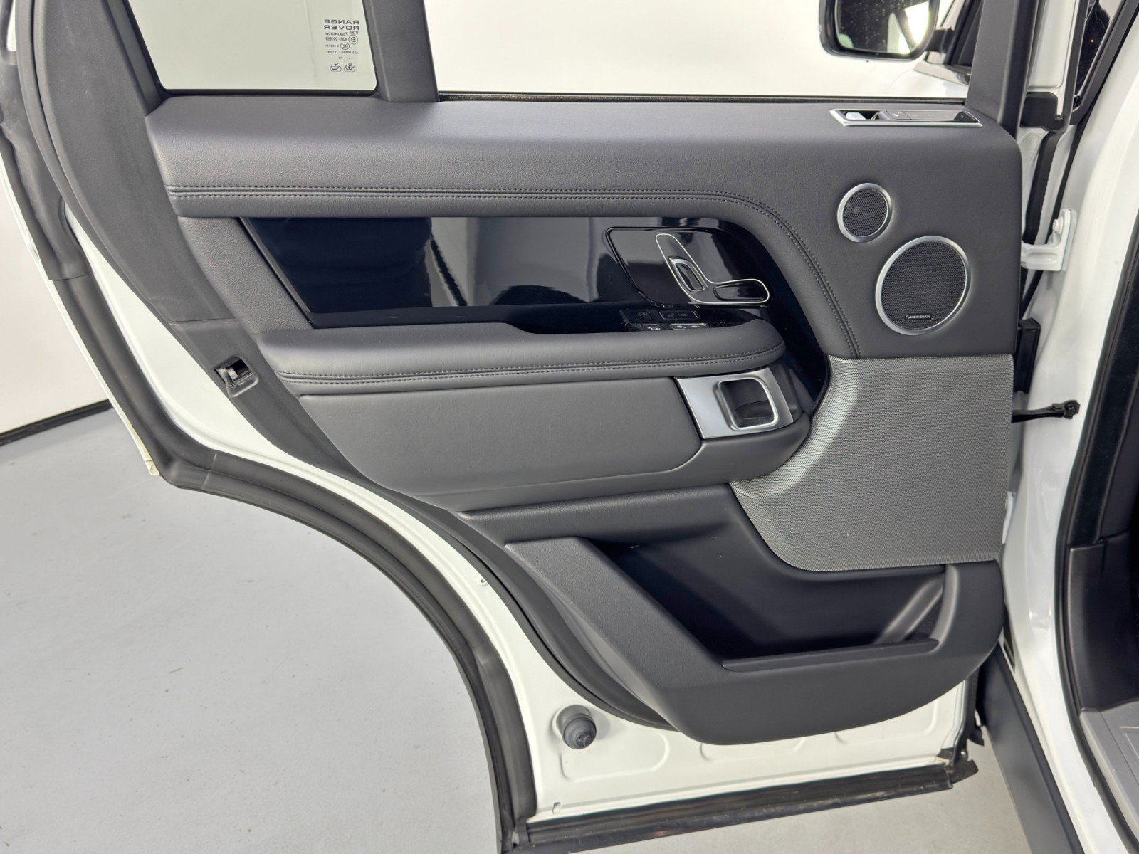 Used 2020 Land Rover Range Rover HSE AWD/4WD image 48