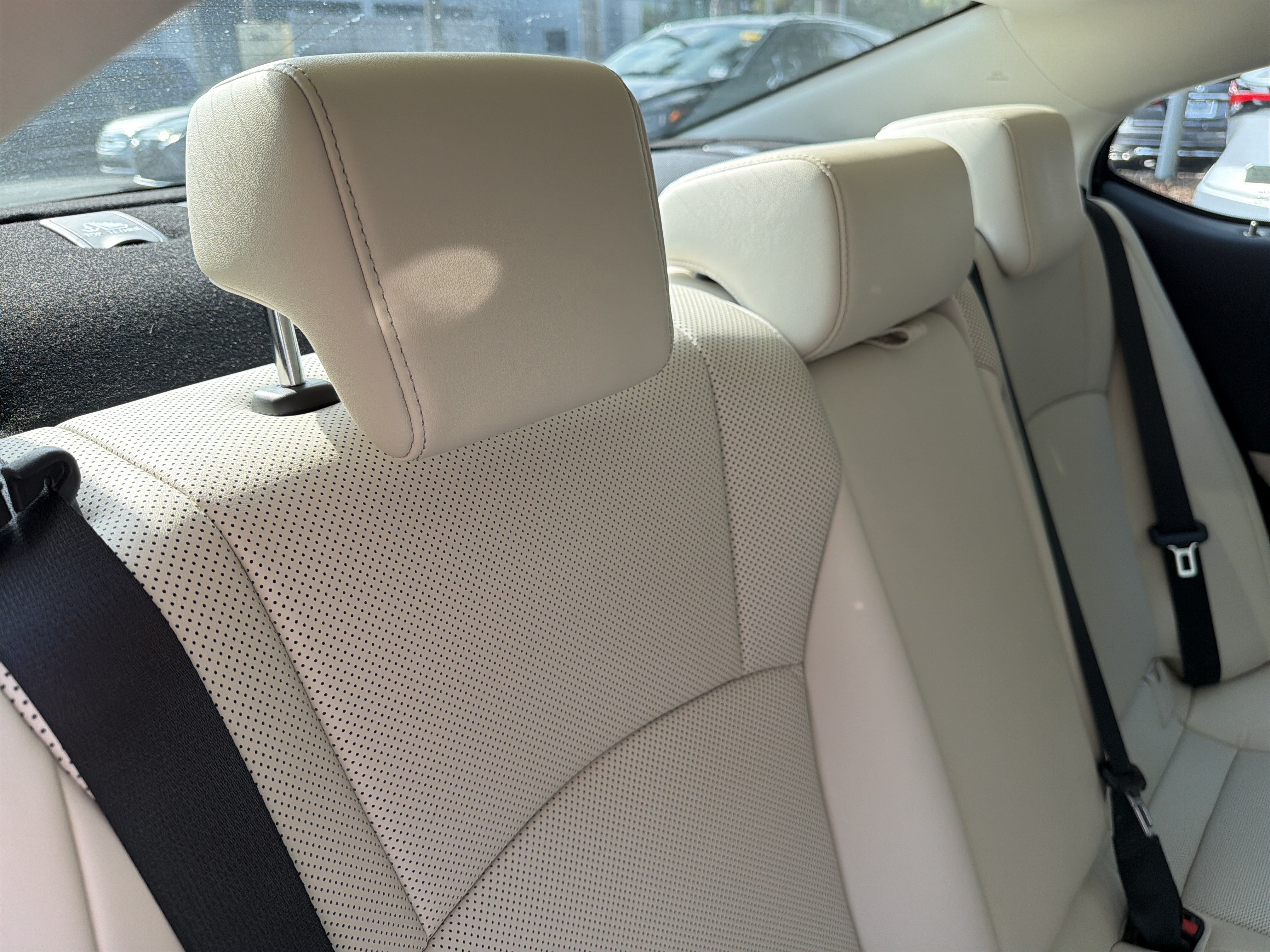 Used 2025 Lexus ES 350 w/ Premium Package FWD image 37
