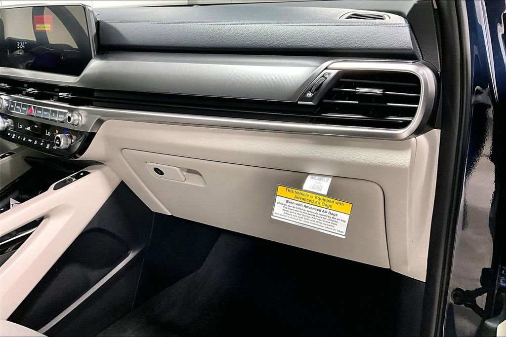 New 2025 Kia Telluride S image 18