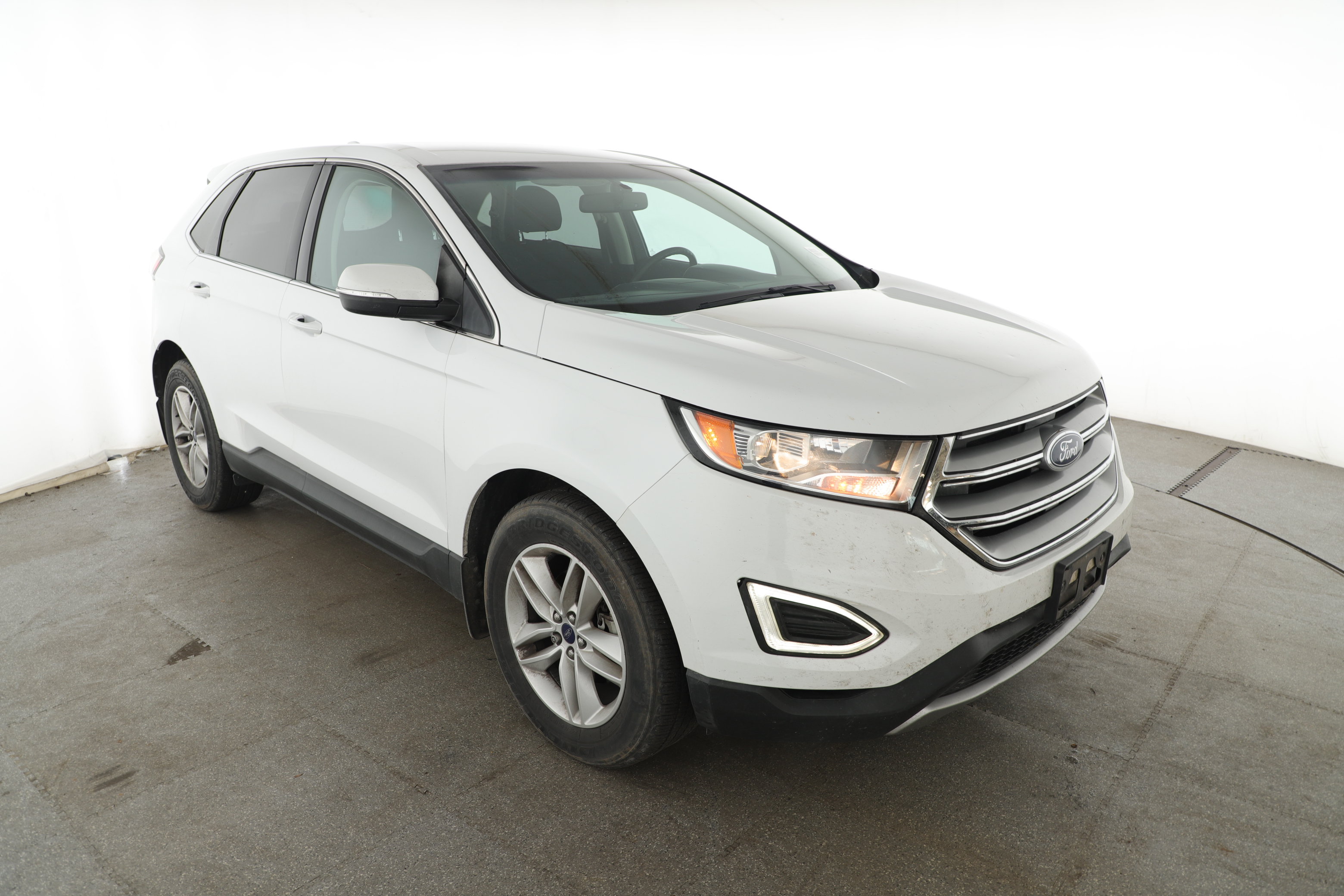 Used 2018 Ford Edge SEL FWD image 12
