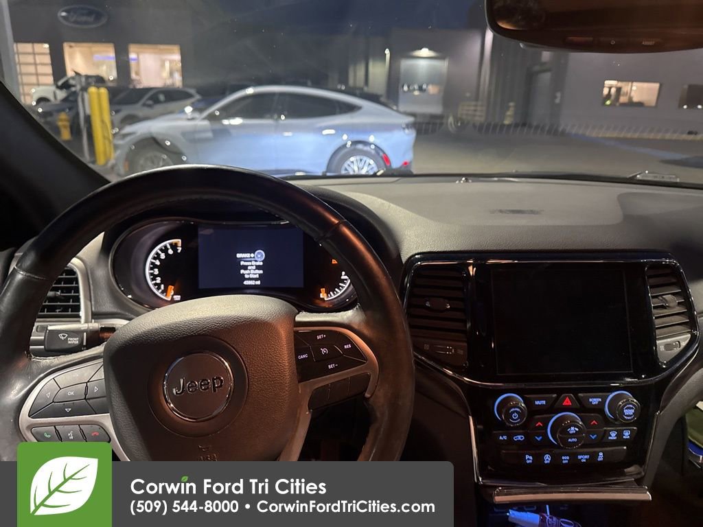 Used 2019 Jeep Grand Cherokee Altitude image 19