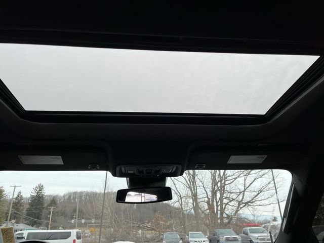 Used 2023 GMC Sierra 1500 AT4 w/ AT4 Preferred Package image 18