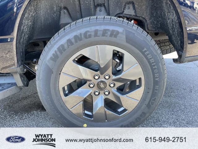 New 2025 Ford F150 Lightning Flash AWD/4WD image 11