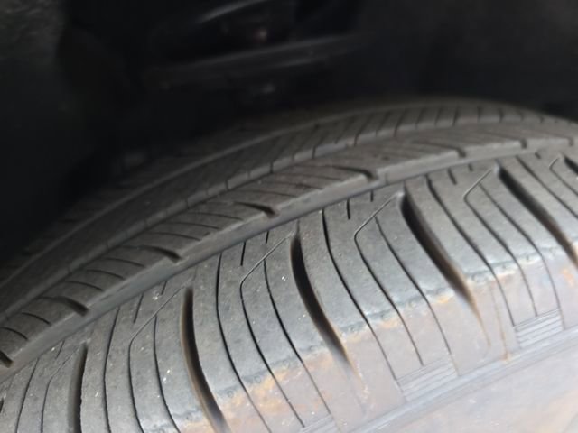 Used 2024 Ford Explorer XLT image 26