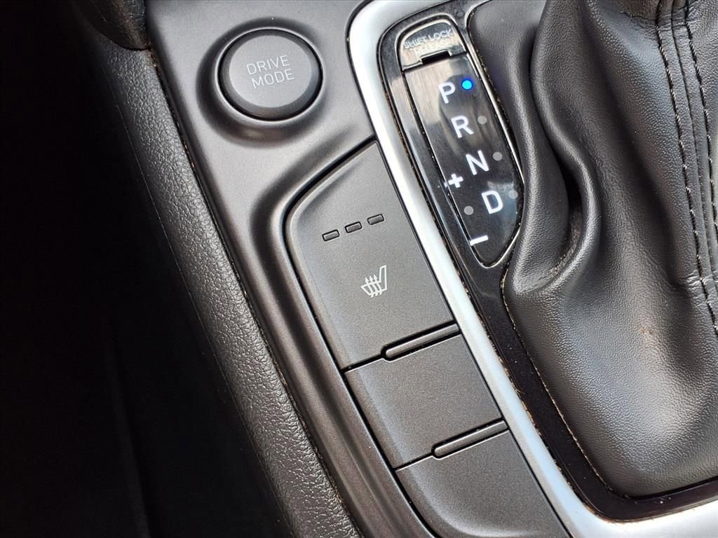 Used 2021 Hyundai Kona Limited FWD image 14