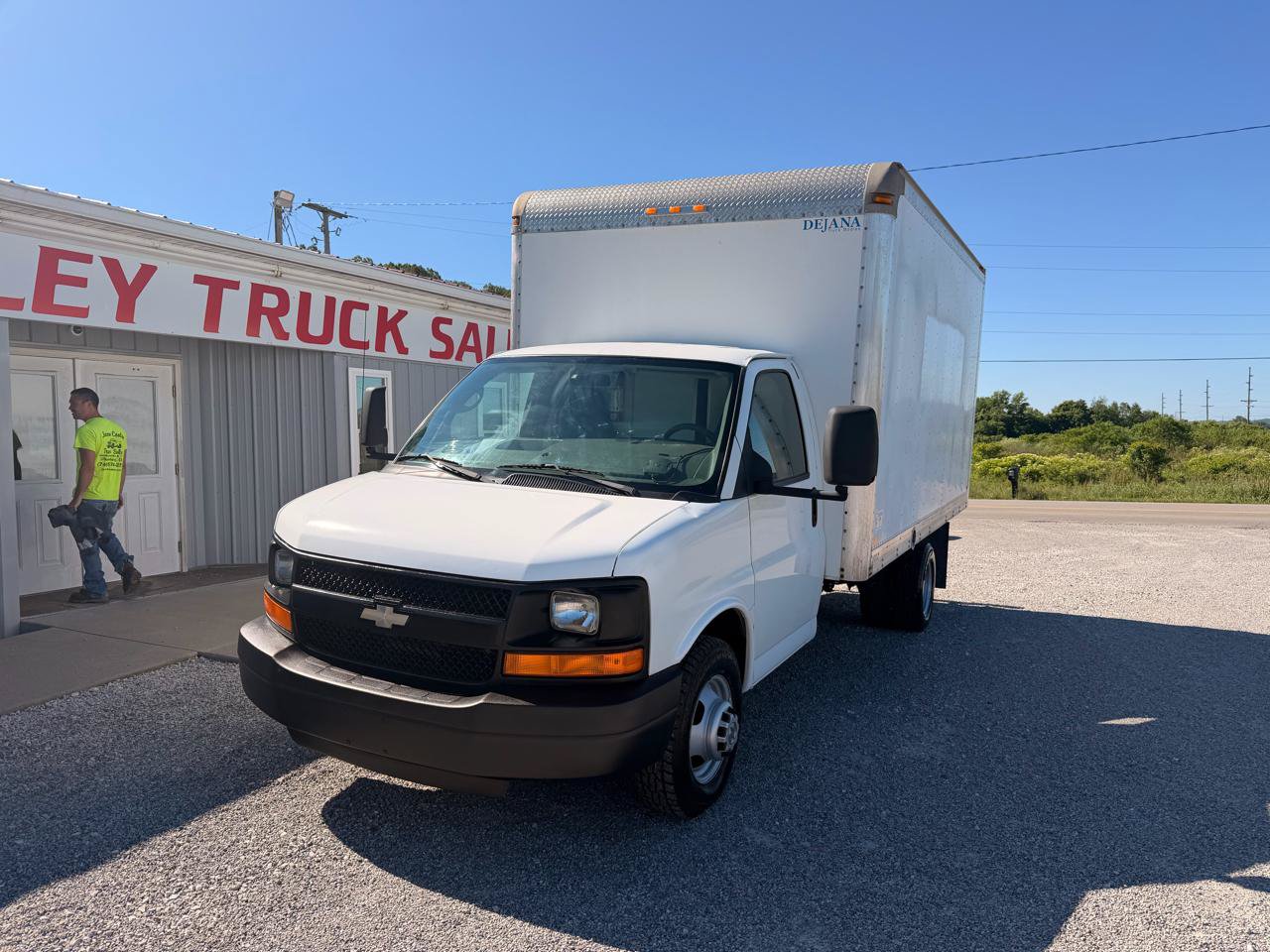 Used 2008 Chevrolet Express 3500 RWD image 3