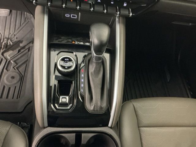 Used 2023 Chevrolet Colorado ZR2 w/ Desert Boss Special Edition AWD/4WD image 20