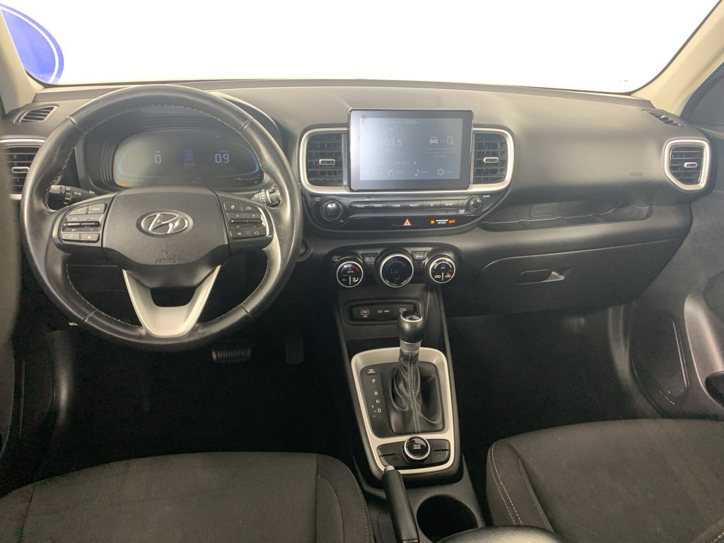 Used 2024 Hyundai Venue SEL FWD image 32