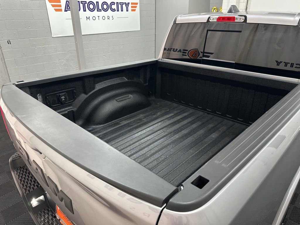 Used 2025 RAM 1500 Classic Warlock image 11