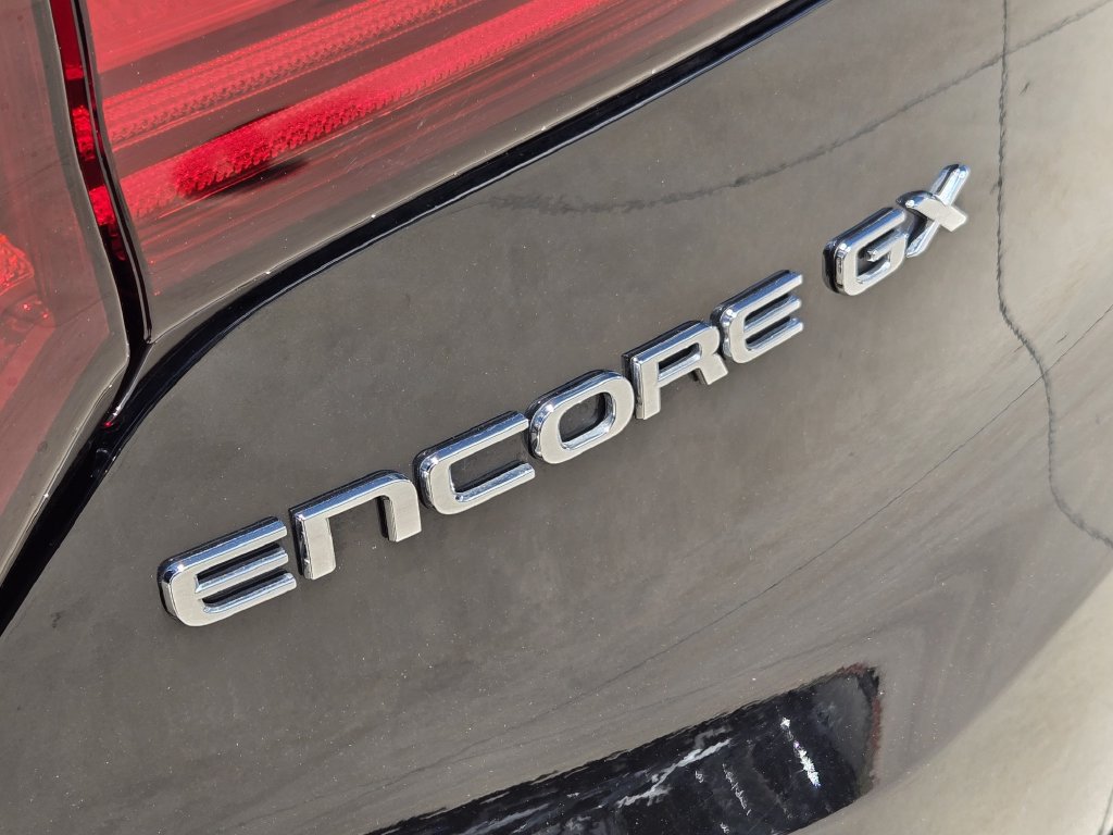 Used 2025 Buick Encore GX Sport Touring w/ Experience Buick Package FWD image 16