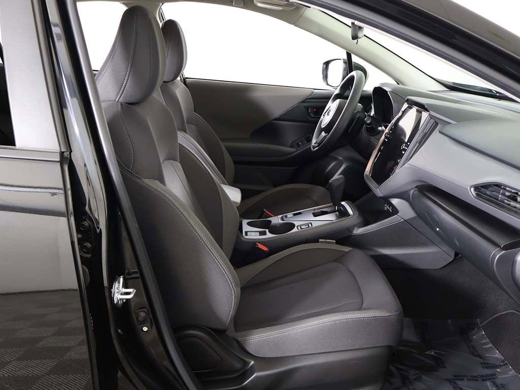 Used 2025 Subaru Crosstrek 2.0i Premium image 32