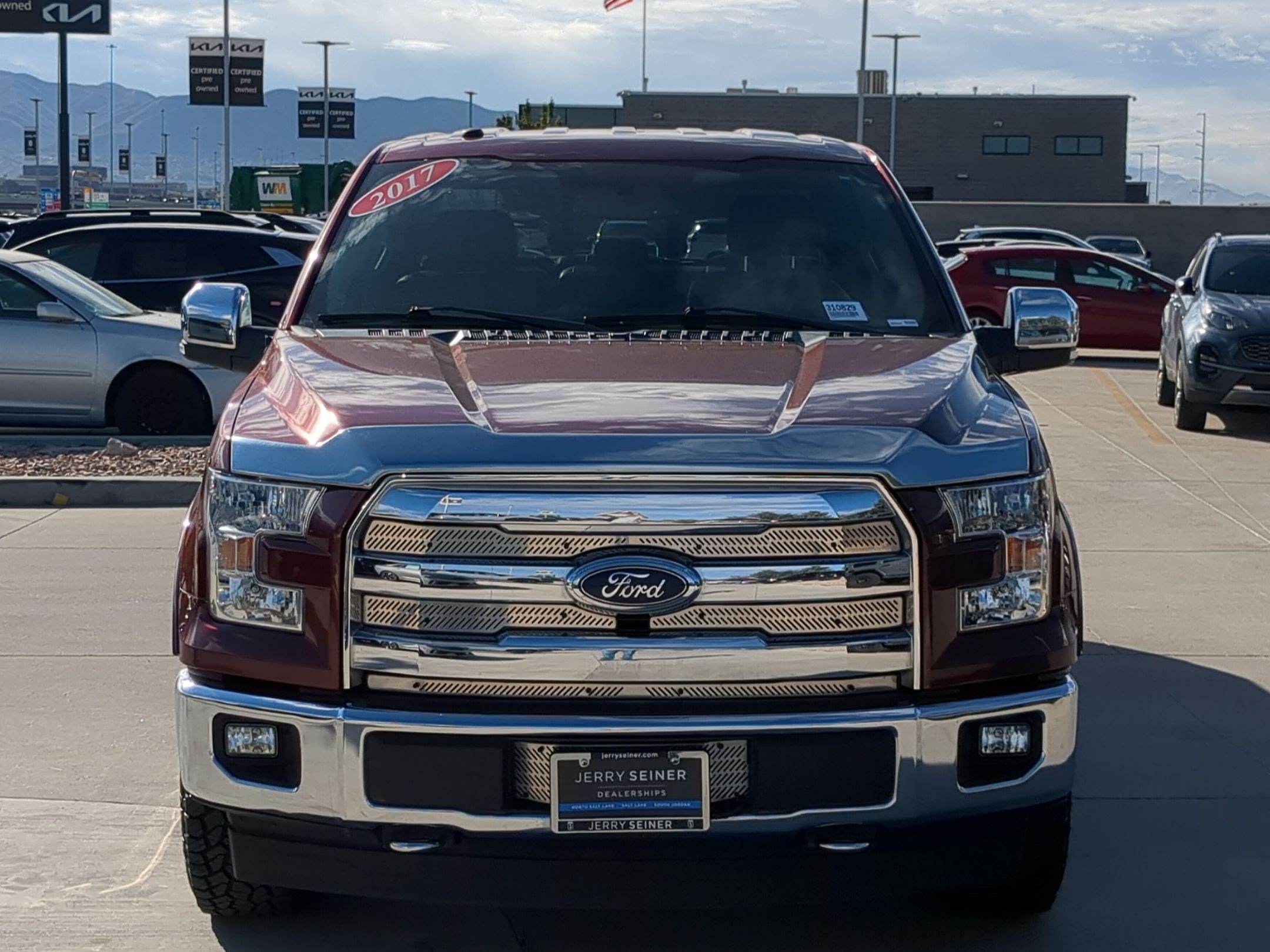 Used 2017 Ford F150 Lariat w/ Equipment Group 501A Mid AWD/4WD image 8