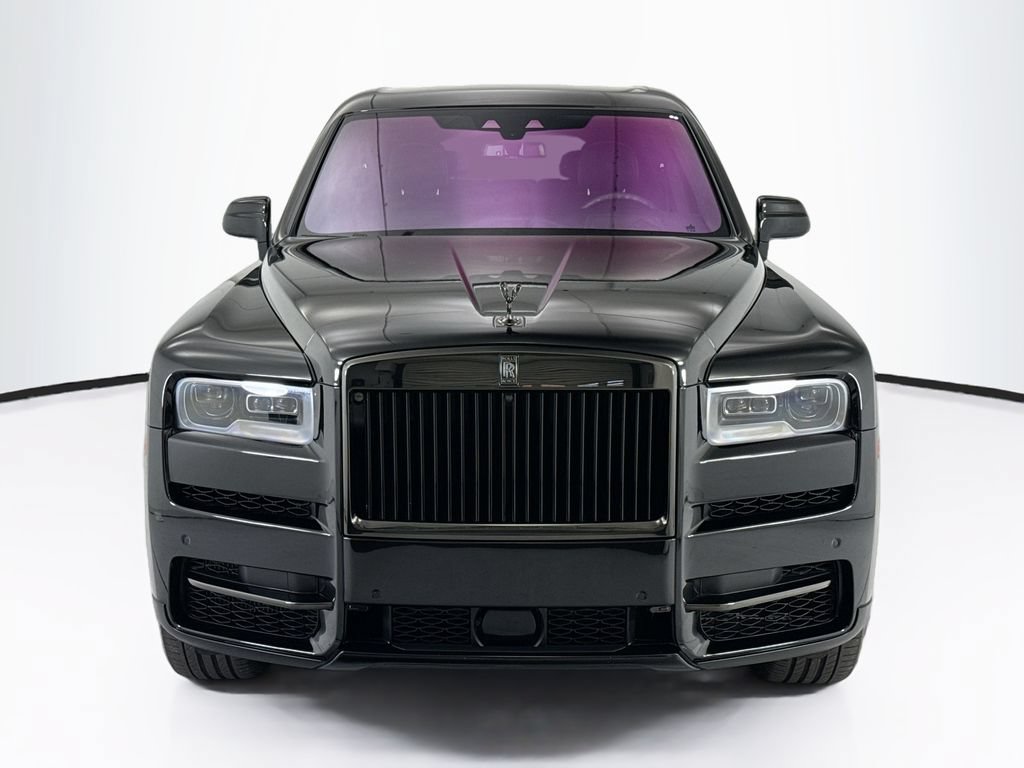 Certified 2022 Rolls-Royce Cullinan Black Badge w/ Dark Exterior Package AWD/4WD image 2
