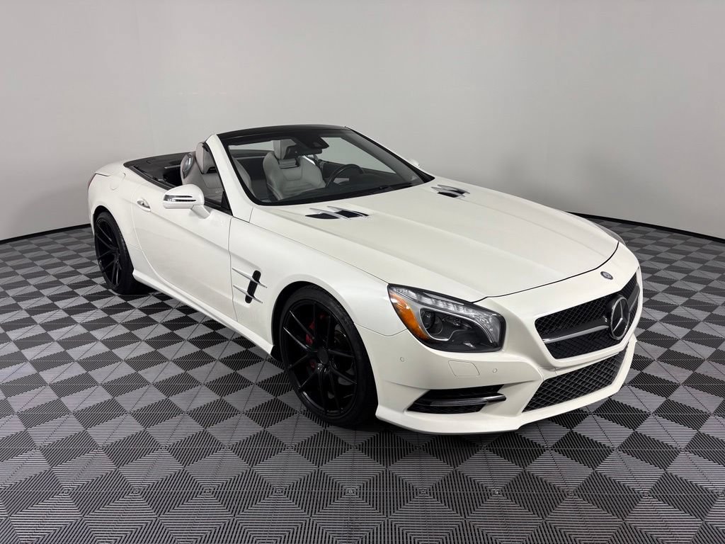 Used 2014 Mercedes-Benz SL 550 image 10