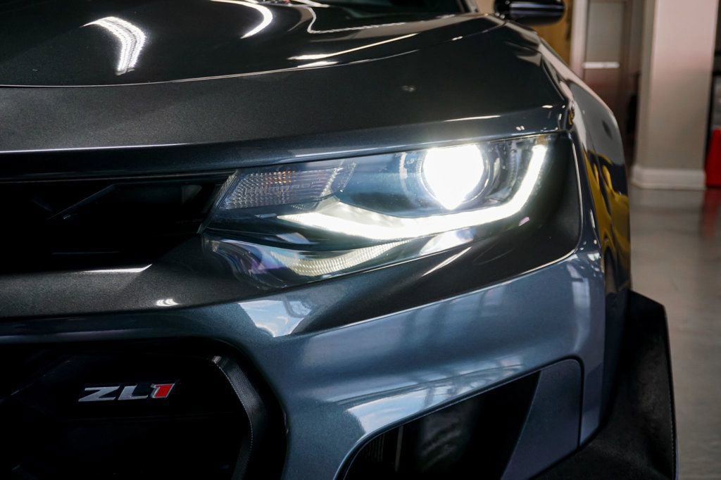 Used 2018 Chevrolet Camaro ZL1 image 79