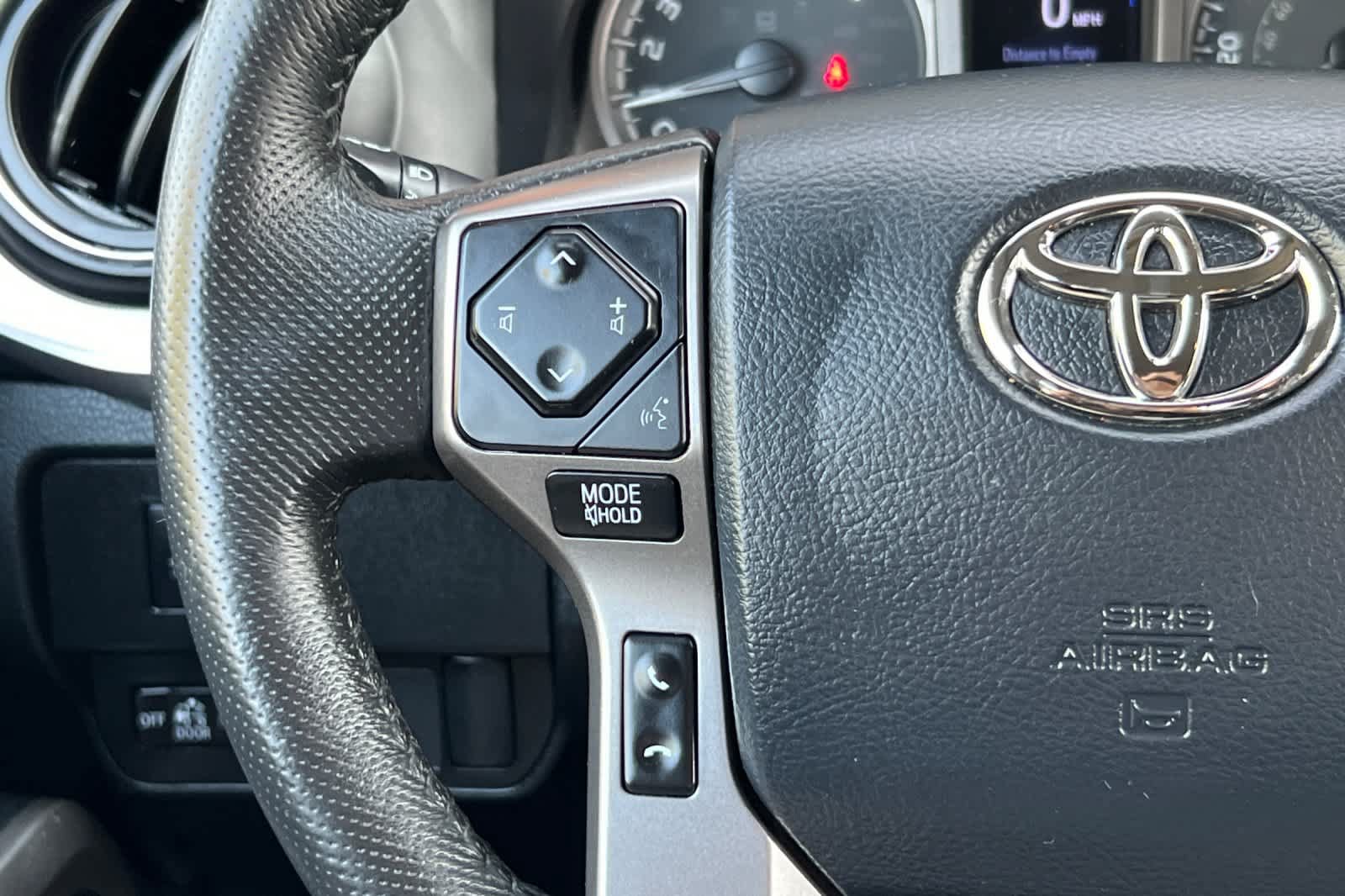 Used 2020 Toyota Tacoma SR5 w/ Blackout Package RWD image 23