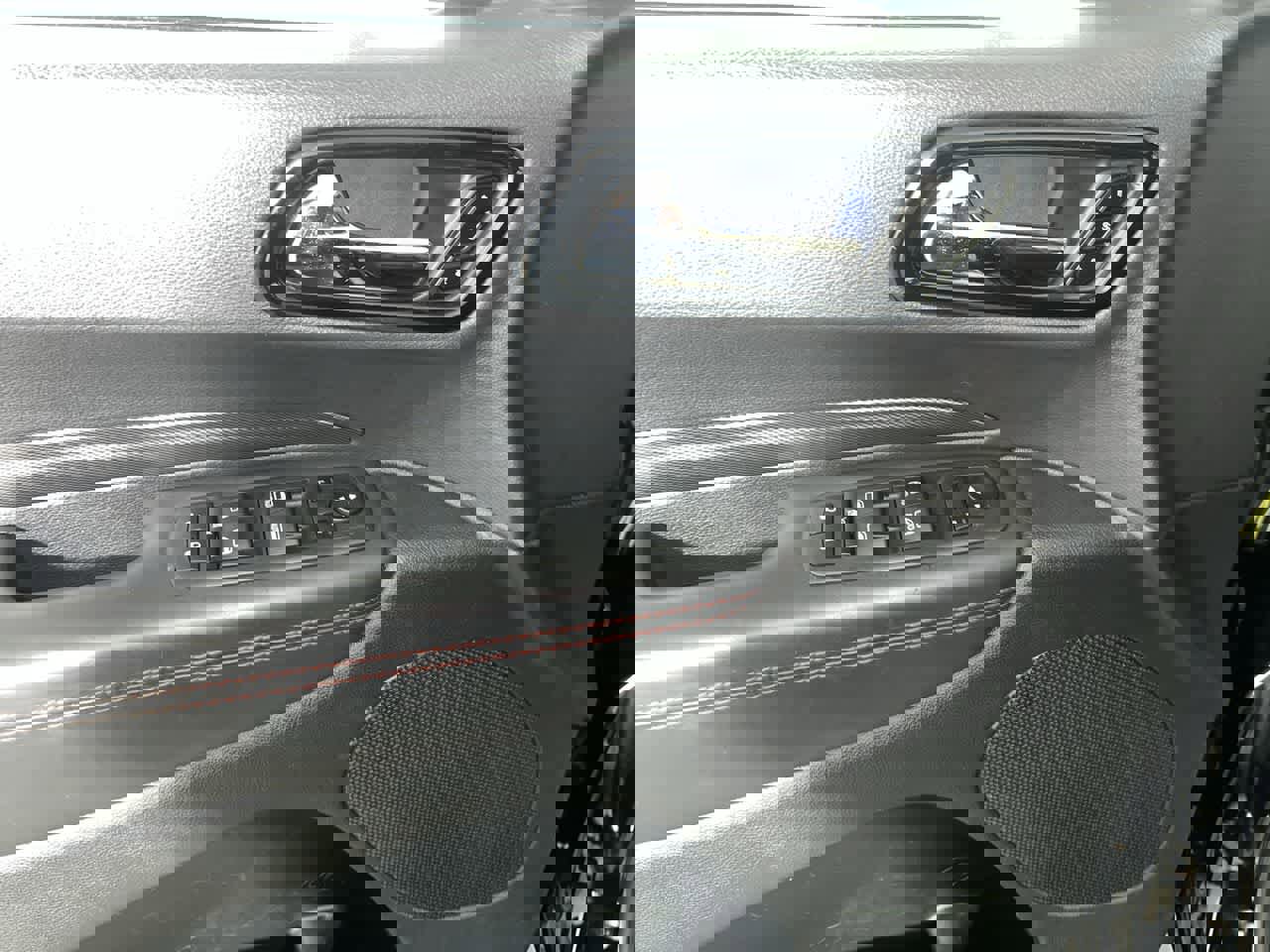 Used 2023 Dodge Durango GT image 9