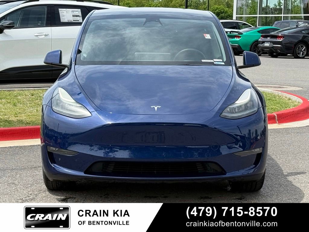 Used 2022 Tesla Model Y Long Range AWD/4WD image 2