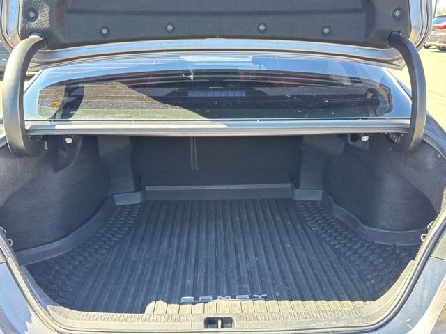 Used 2019 Toyota Camry LE image 12