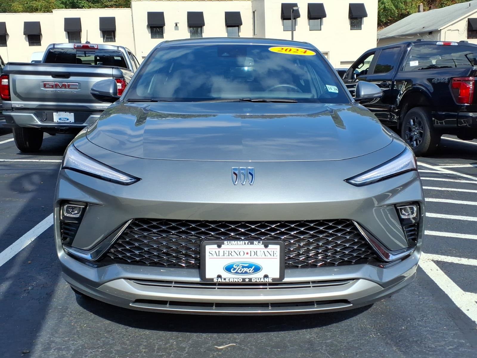 Used 2024 Buick Envista Avenir FWD image 2
