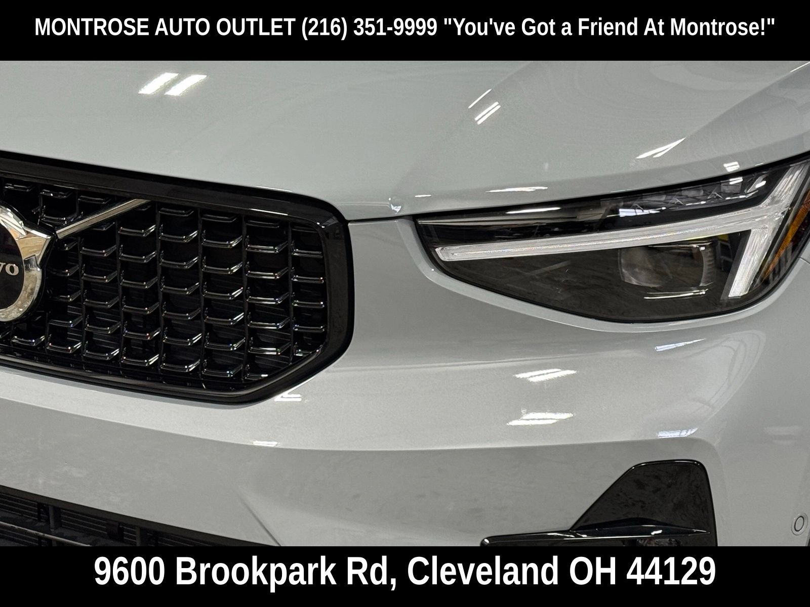 New 2026 Volvo XC40 B5 Plus w/ Protection Package Premier AWD/4WD image 52
