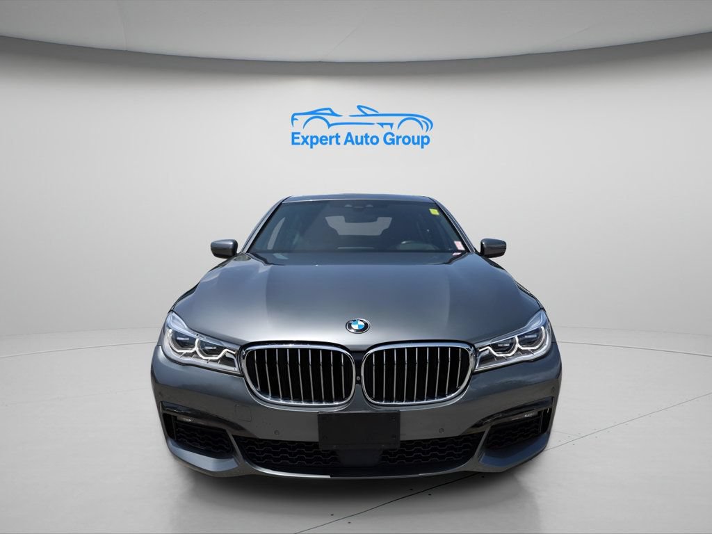 Used 2016 BMW 750i xDrive AWD/4WD image 8