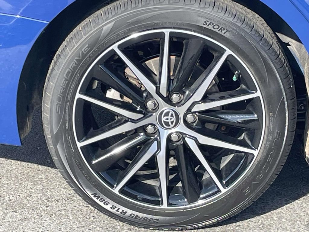 Used 2024 Toyota Camry SE w/ Convenience Package FWD image 13