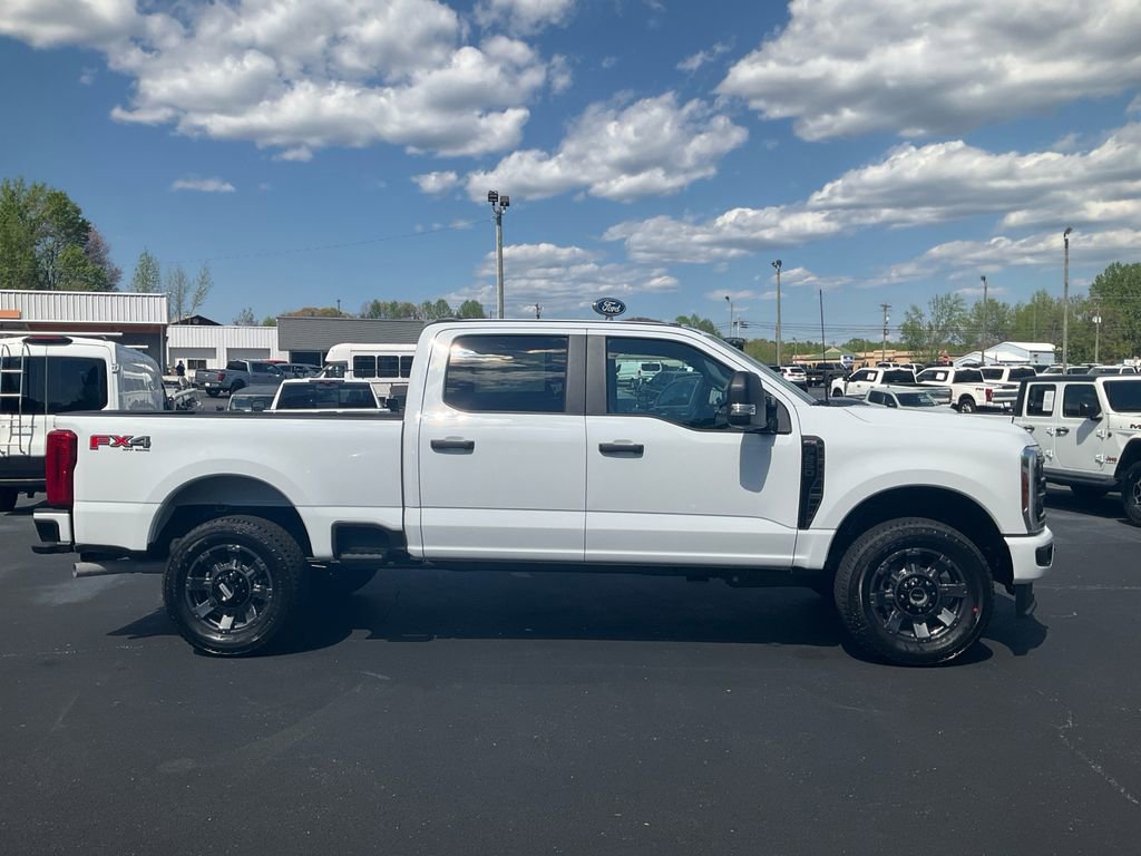 New 2026 Ford F250 XL w/ STX Appearance Package AWD/4WD image 4