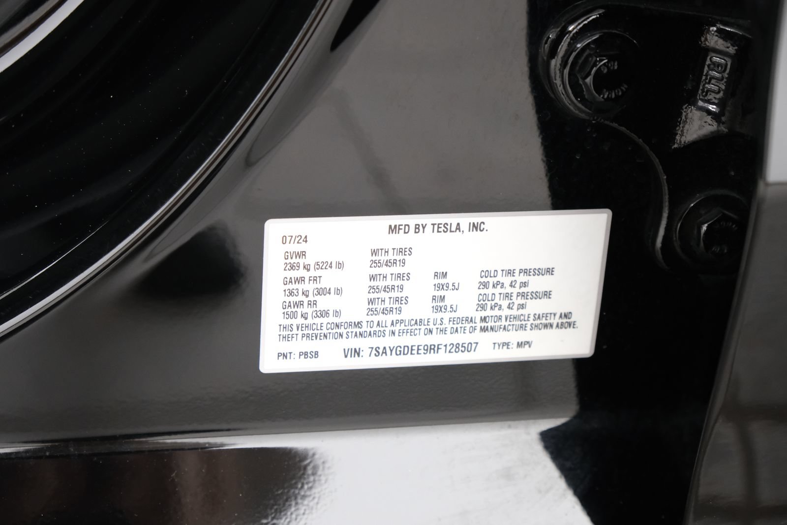 Used 2024 Tesla Model Y Long Range AWD/4WD image 30