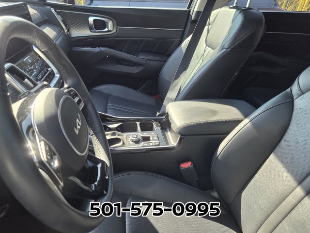 Used 2023 Kia Sorento SX FWD image 9
