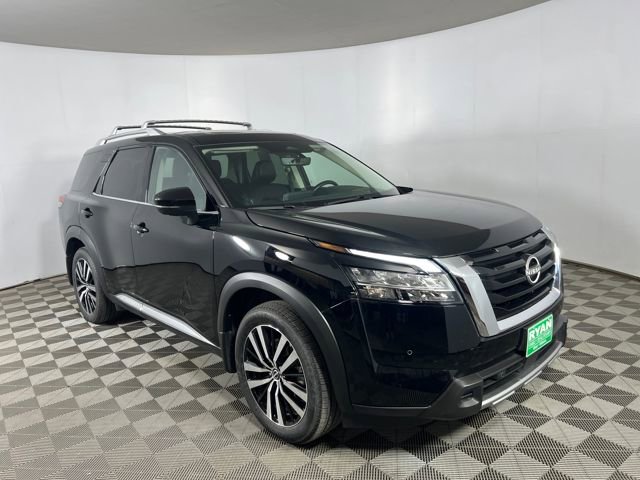 Used 2024 Nissan Pathfinder Platinum