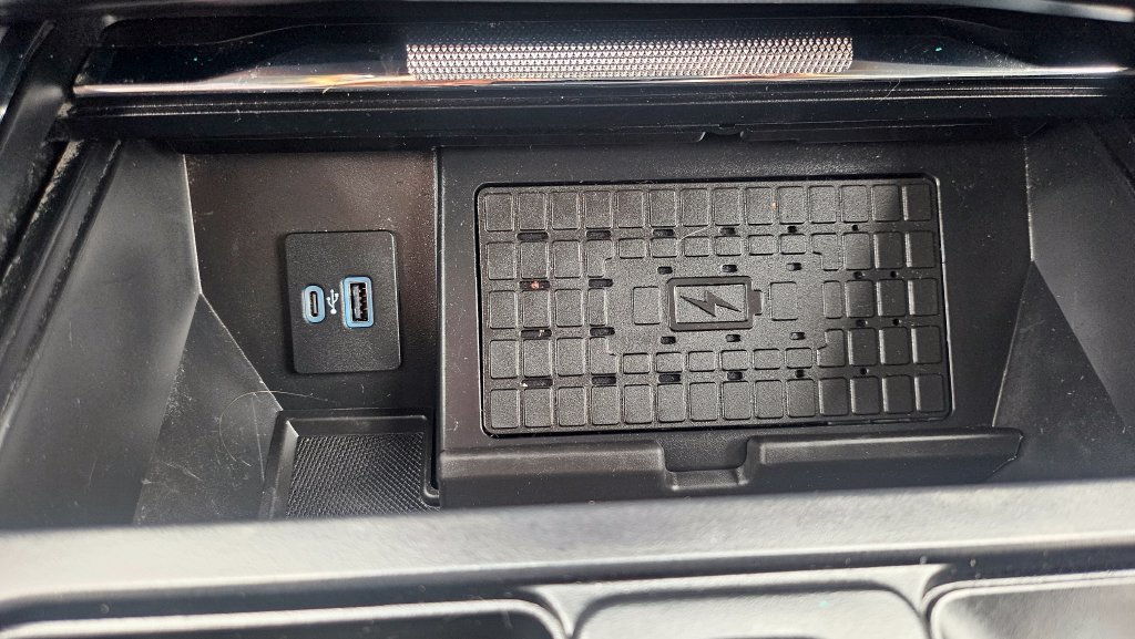 Used 2024 Ford F150 Lightning Flash AWD/4WD image 41