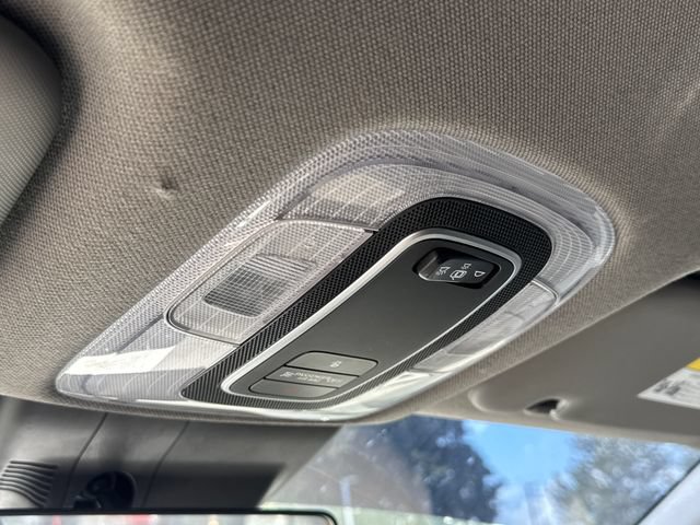 Used 2022 Hyundai Elantra SEL w/ Convenience Package FWD image 28