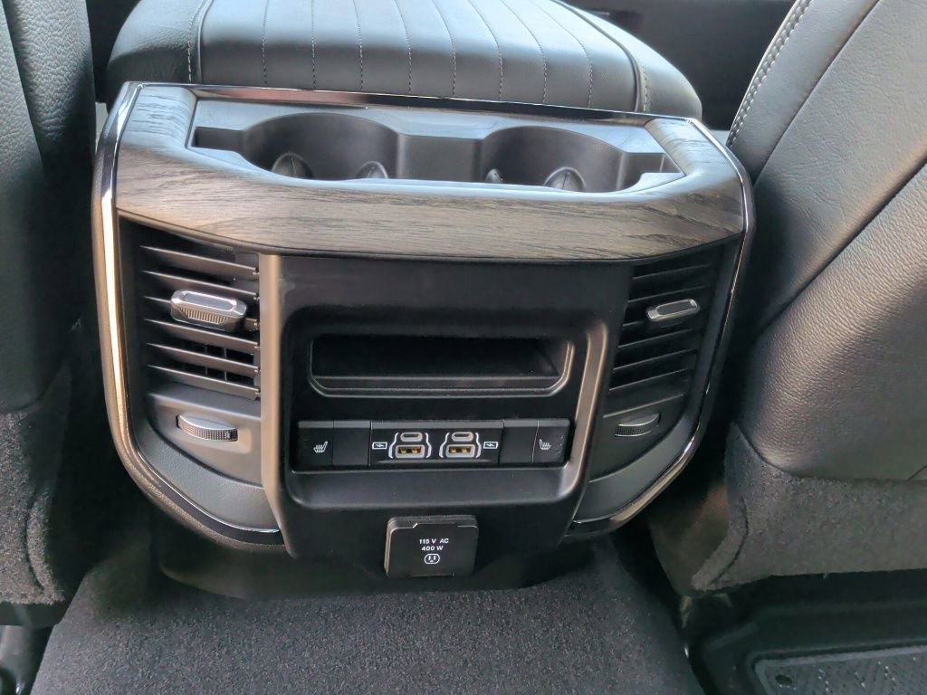 Used 2025 RAM 3500 Limited AWD/4WD image 50