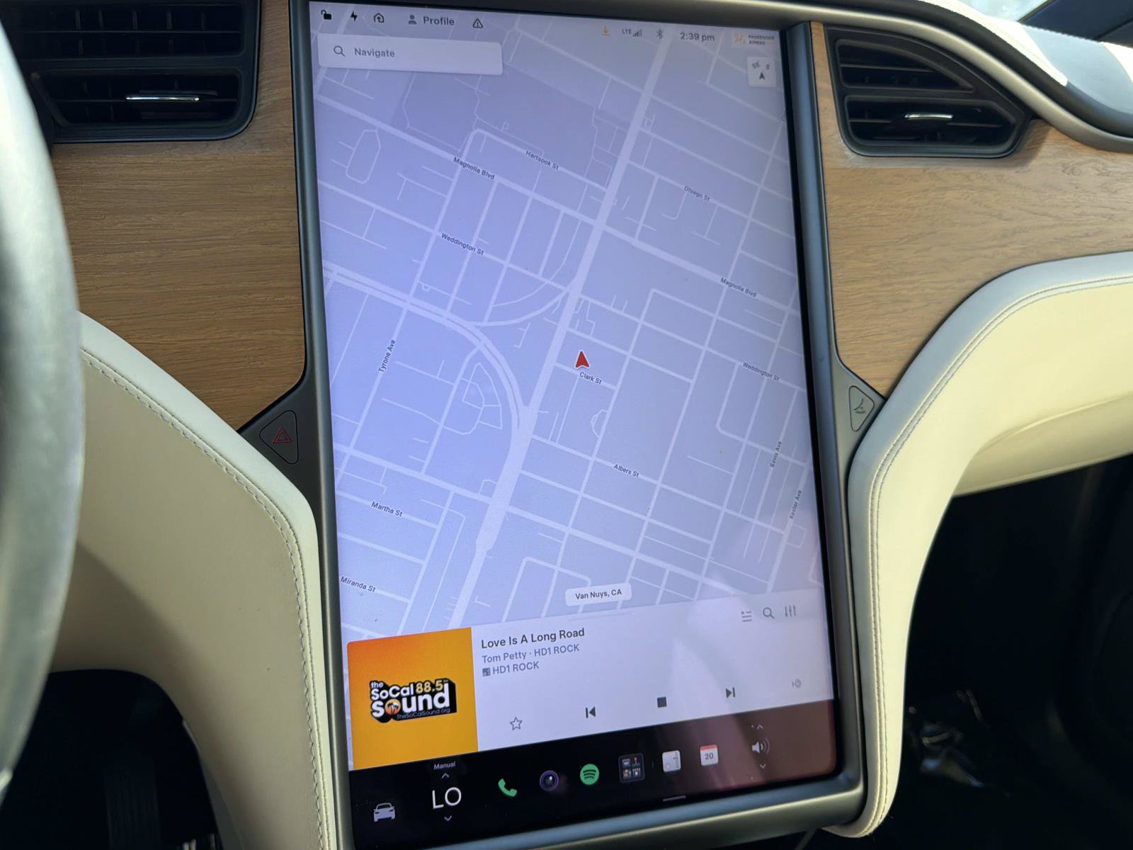 Used 2020 Tesla Model X AWD/4WD image 23