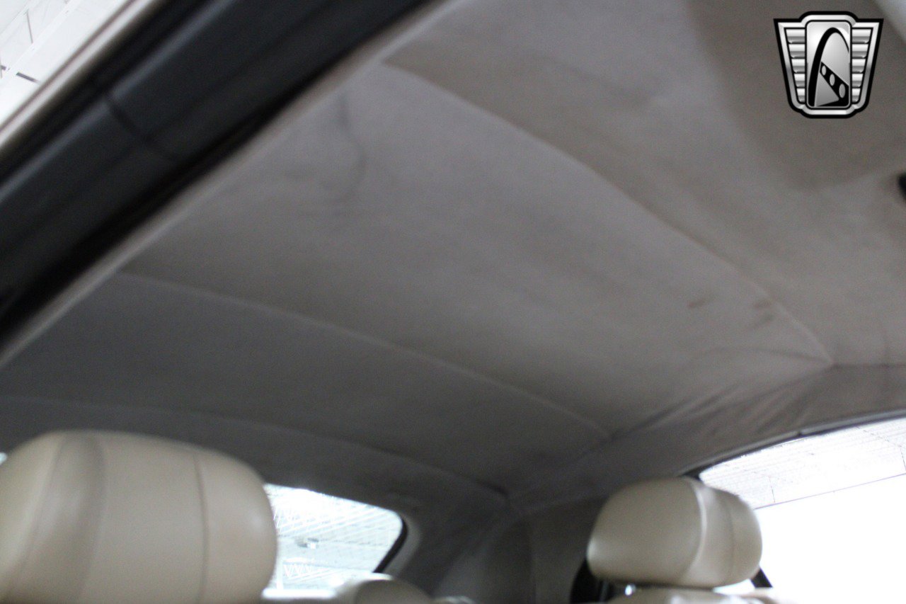 Used 2001 Jaguar XK8 Convertible image 20