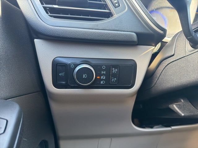 Used 2022 Ford Escape SEL w/ Technology Package AWD/4WD image 38