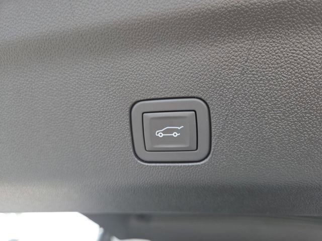 New 2026 GMC Yukon XL Elevation w/ Elevation Premium Package image 20