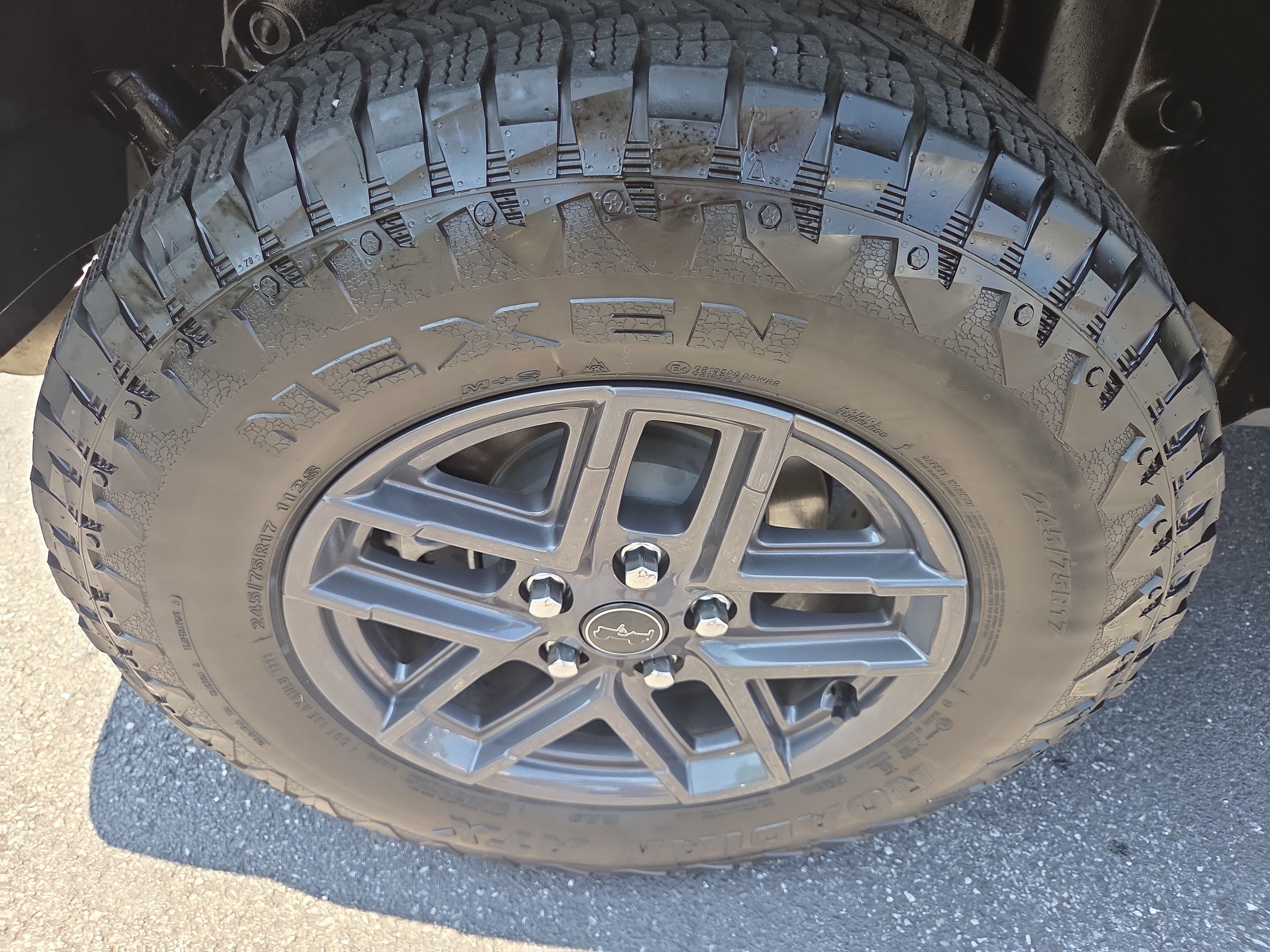 Used 2024 Jeep Wrangler Sport AWD/4WD image 11
