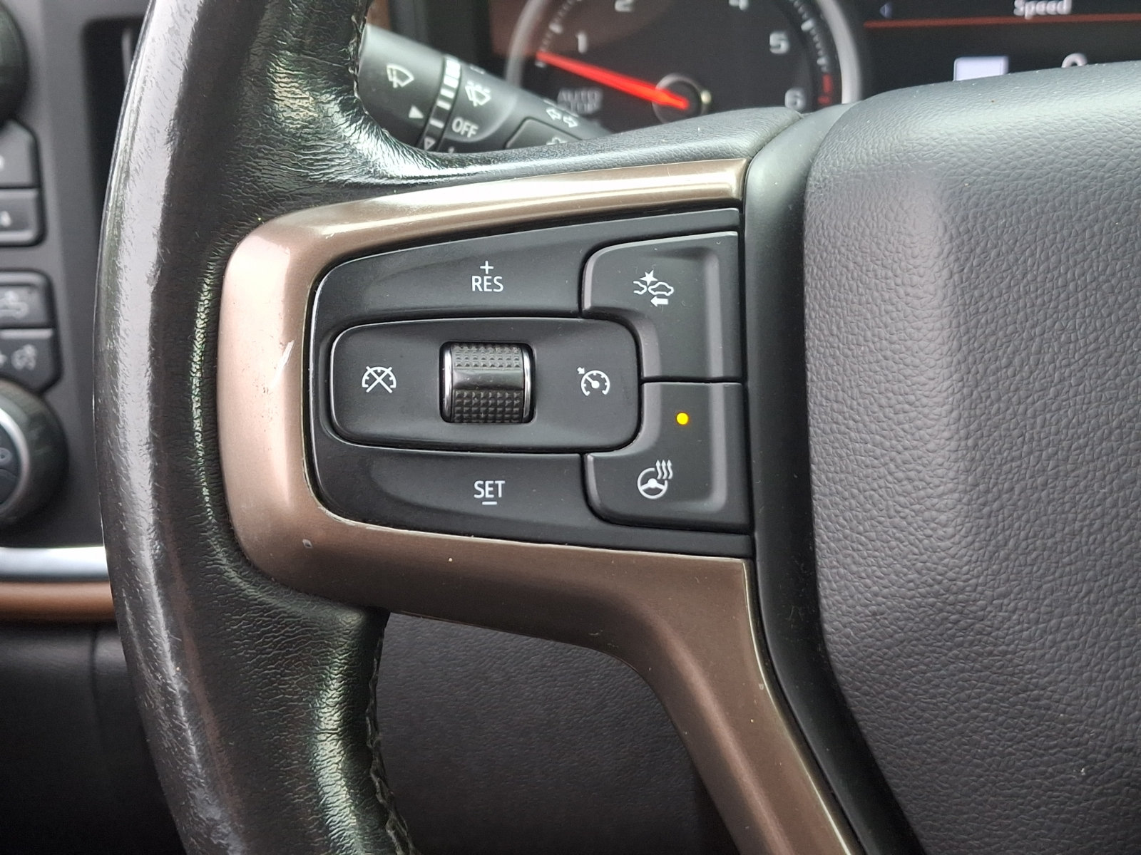 Used 2021 Chevrolet Silverado 1500 High Country w/ Technology Package AWD/4WD image 23