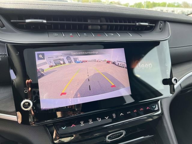 New 2026 Jeep Grand Cherokee L Limited w/ Limited Altitude Package AWD/4WD image 19