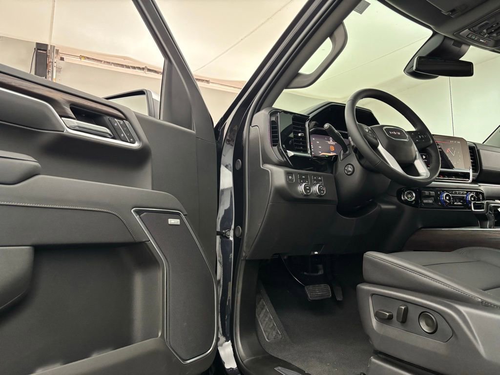 New 2026 GMC Sierra 1500 SLT w/ SLT Premium Package image 16