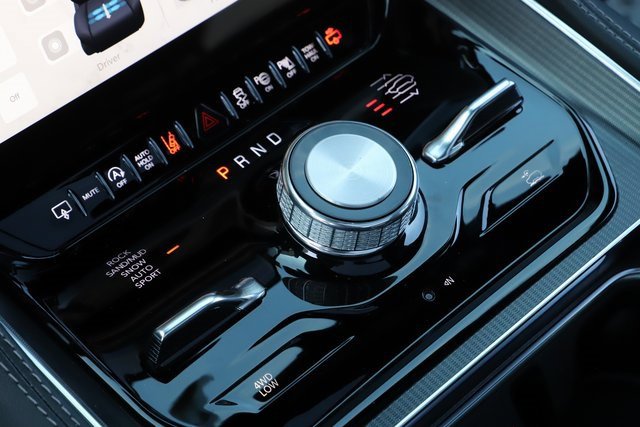 New 2024 Jeep Grand Wagoneer Series II w/ Quick Order Packagew 28T image 43