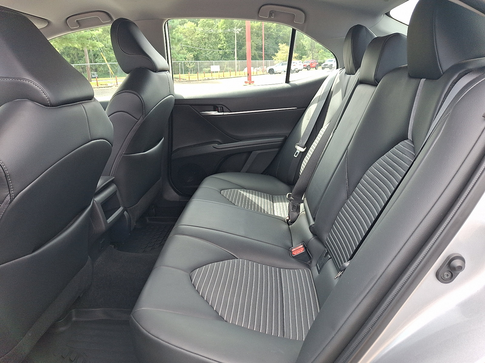 Certified 2023 Toyota Camry SE FWD image 11