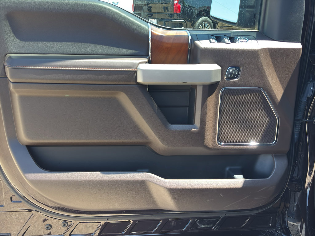 Used 2019 Ford F150 King Ranch w/ Equipment Group 601A Luxury AWD/4WD image 13